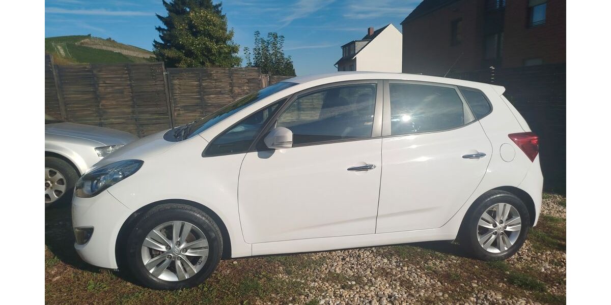 Hyundai ix20 117.000 km 9.699 &euro; Bad Neuenahr-Ahrweiler 53474