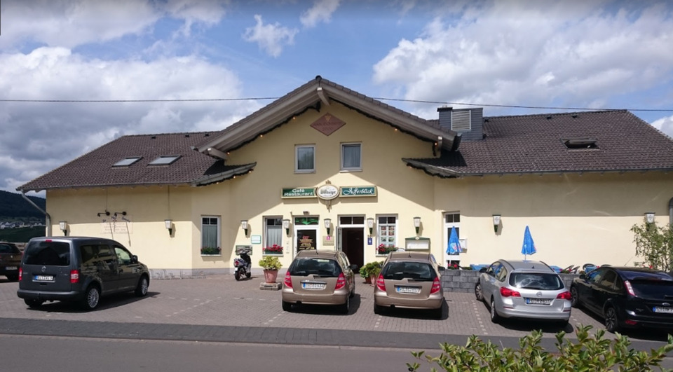 Verpachte Restaurant mit Moselblick und Terrasse in Brauneberg zimmer