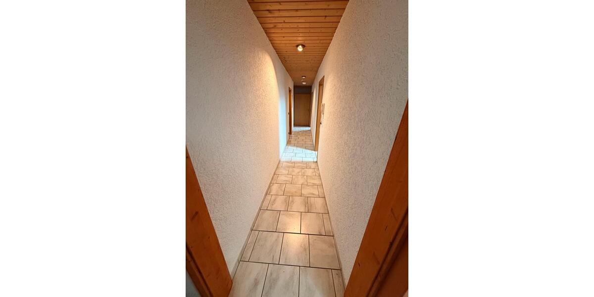 Etagenwohnung Königsfeld - 3 Zimmer, 85 m&sup2;, 750&euro; | Angebot:26511506