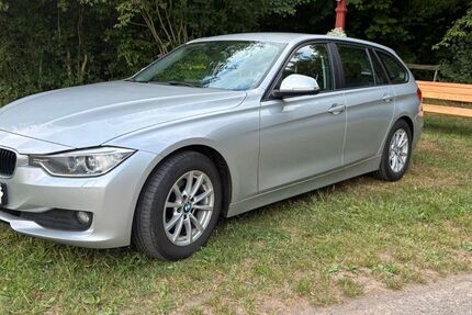 BMW 318 228.000 km 7.900 &euro; Elfershausen 97725