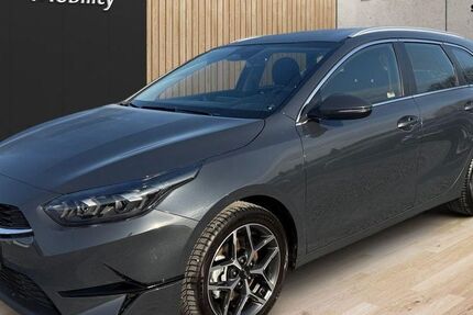 Kia ceed Sportswagon 21.715 km 23.400 &euro; Quakenbrück 49610