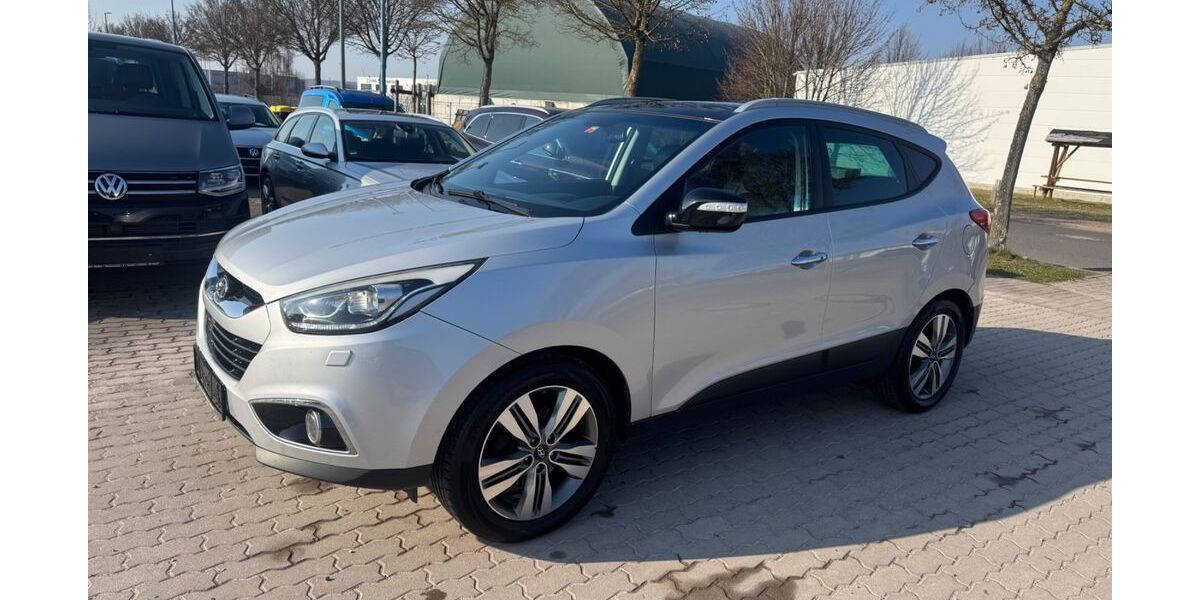 Hyundai ix35 158.700 km 9.999 &euro; Gotha 99867