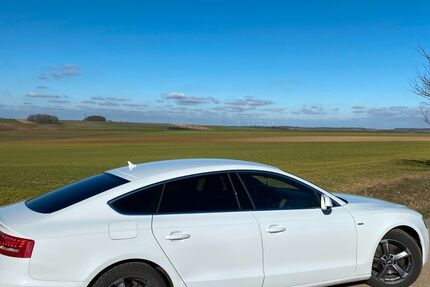 Audi A5 207.000 km 9.450 &euro; Künzelsau 74653