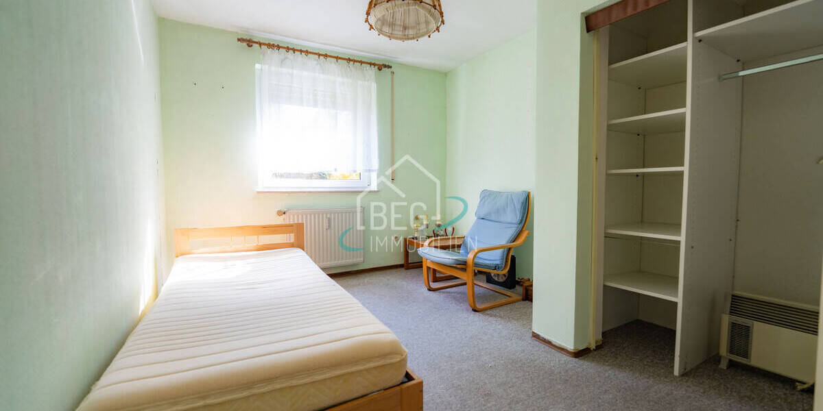 Mehrfamilienhaus, Wohnhaus Crailsheim Roßfeld - 8 Zimmer, 131 m&sup2;, 349.000&euro; | Angebot:26242334