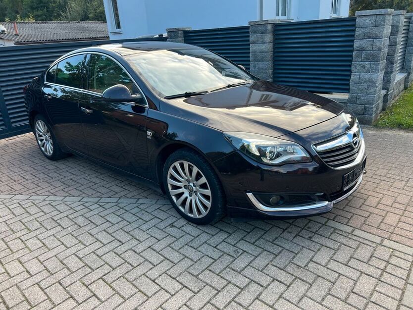 Opel Insignia 211.195 km 7.450 € Bad Doberan 18209