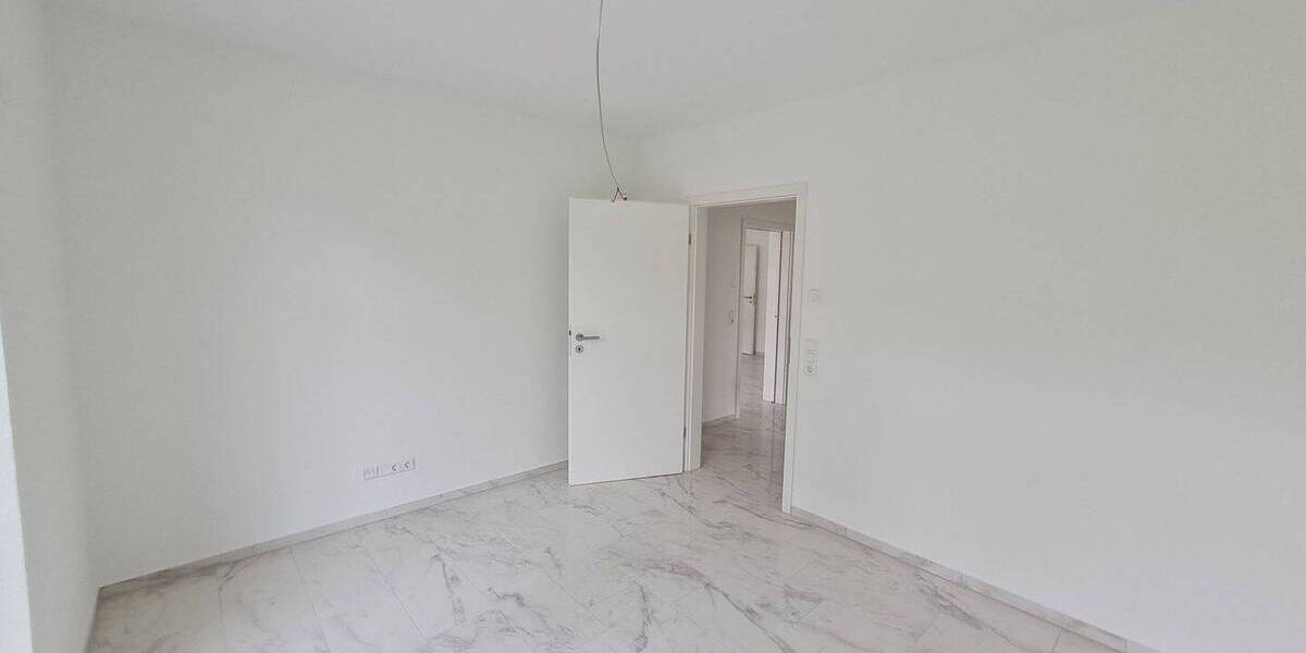 Etagenwohnung Bad Wimpfen - 3 Zimmer, 81 m&sup2;, 1.300&euro; | Angebot:26556708