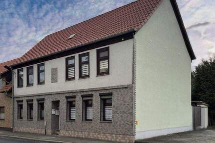 Haus Oschersleben - 8 Zimmer, 139 m&sup2;, 94.000&euro; | Angebot:24270432