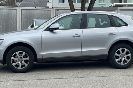 Audi Q5 141.000 km 13.499 &euro; Puchheim 82178