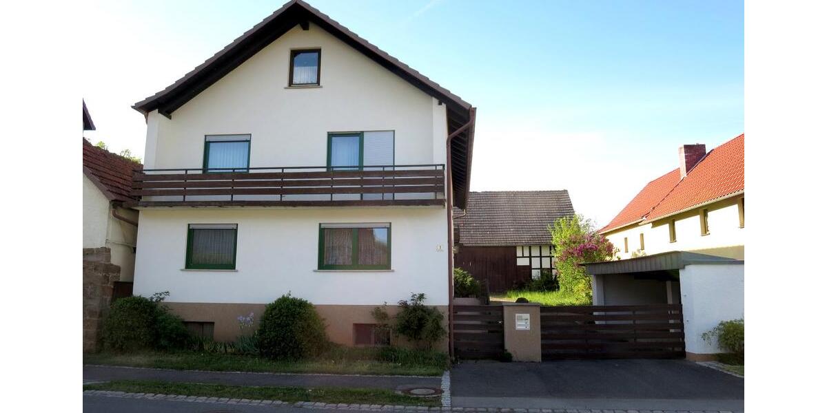 Einfamilienhaus Bad Königshofen im Grabfeld - 8 Zimmer, 211 m&sup2;, 250.000&euro; | Angebot:26036469