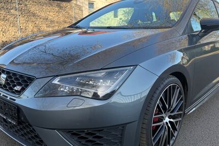 Seat Leon 177.078 km 12.990 &euro; Alheim-Heinebach 36211