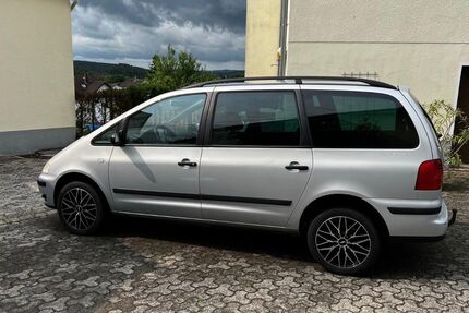 VW Sharan 209.000 km 3.500 € Großholbach 56412