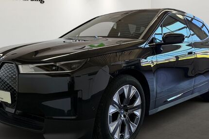 BMW iX 55.400 km 40.990 € Erding 85435