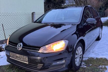 VW Golf 132.028 km 7.800 &euro; Haldensleben 39340