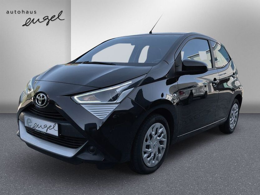Toyota Aygo (X) 20.600 km 12.985 € Wunsiedel 95632