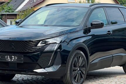 Peugeot 5008 30.545 km 23.950 &euro; Schönefeld 12529