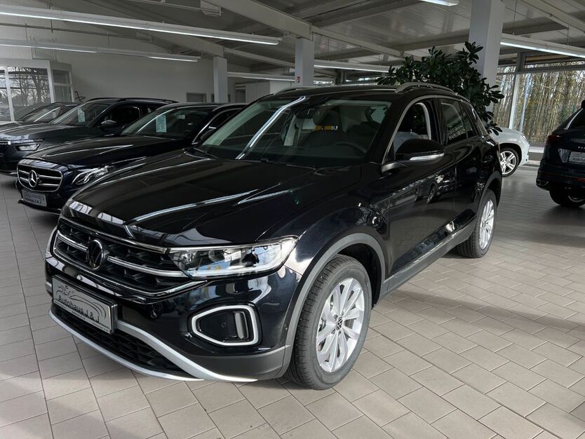 VW T-Roc 15 km 32.990 € Hohenwestedt 24594