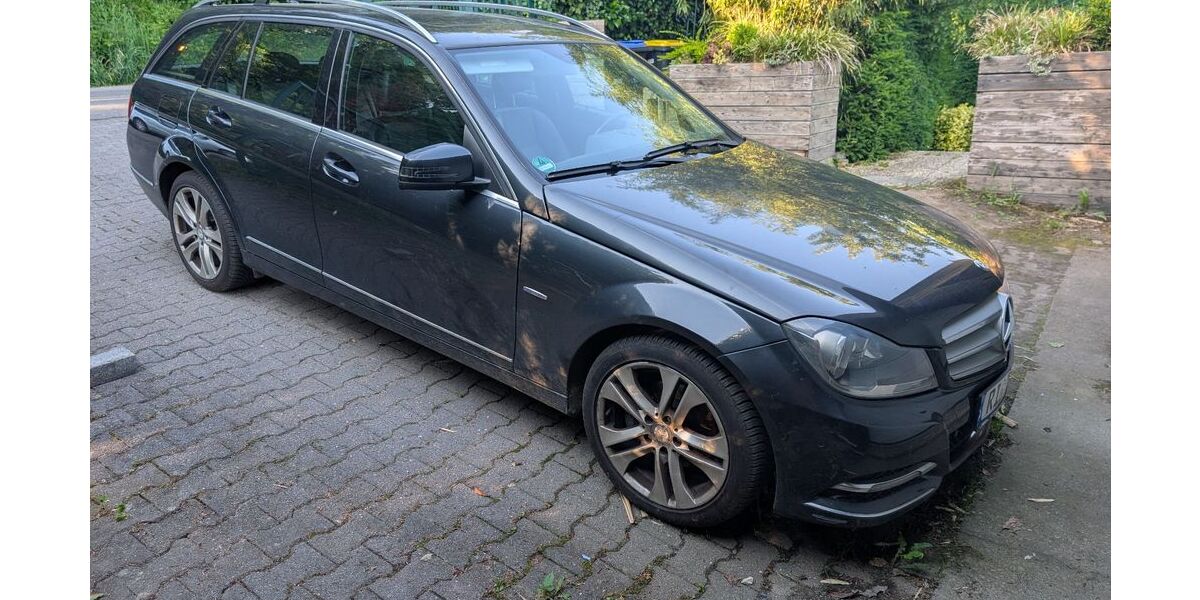 Mercedes-Benz C 180 171.347 km 4.999 &euro; Rinteln 31737