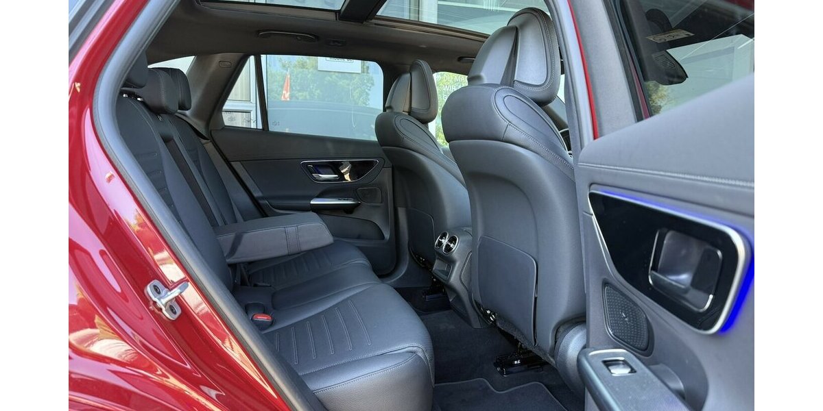 Mercedes-Benz GLC 300 d AMG/PANORAMA/4-MATIC/NAVI/MBUX/1.HAND 39.620 km 49.900 &euro; Villingen-Schwenningen 78054