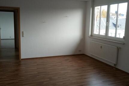 2-Zimmer Wohnung in ruhiger Lage zimmer
