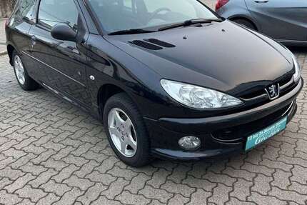 Peugeot 206 162.632 km 2.690 &euro; Böblingen 71034
