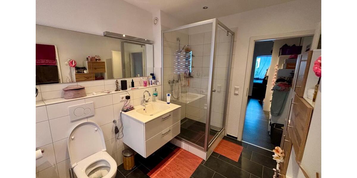 Doppelhaushälfte Villingen-Schwenningen Schwenningen - 5.5 Zimmer, 136 m&sup2;, 459.000&euro; | Angebot:26099901