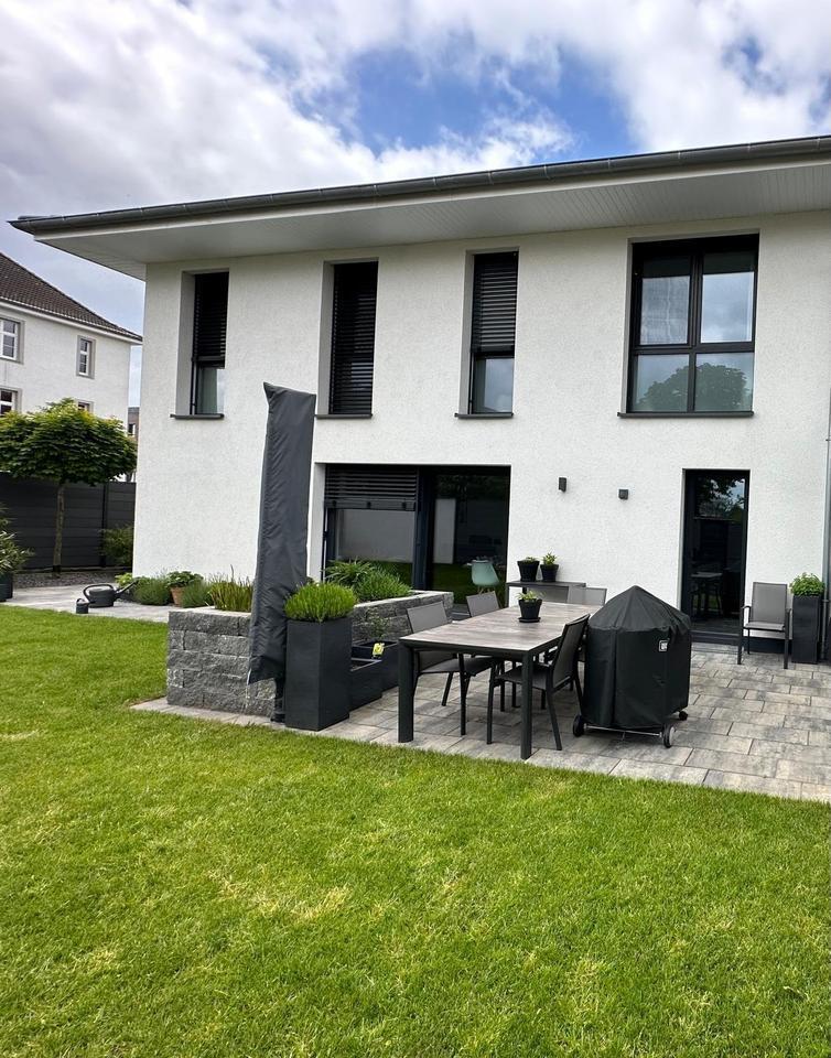 Modernes 5,5 Zimmer-Doppelhaus Wohnung mit Garten Osnabrück-Hafen