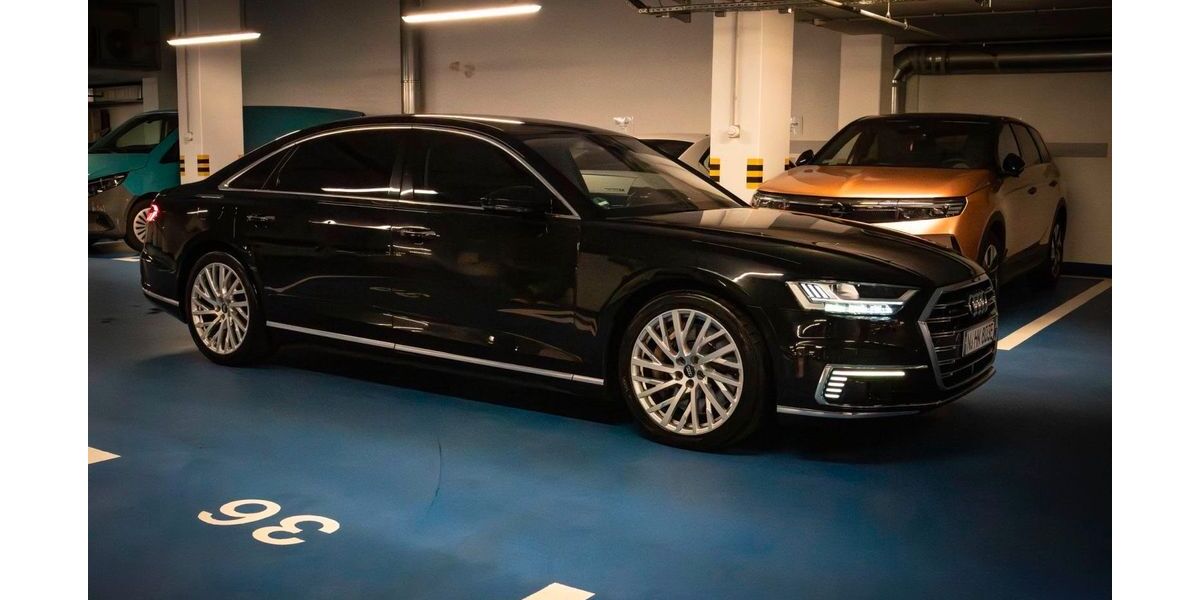Audi A8 137.000 km 39.990 &euro; Landshut 84030