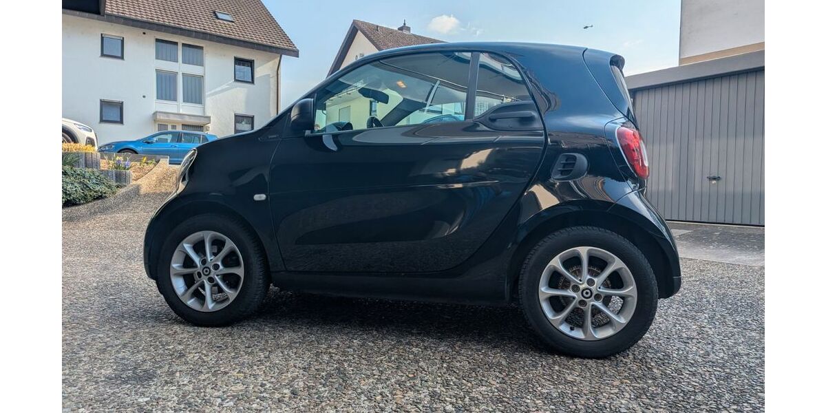 Smart ForTwo 59.900 km 12.900 &euro; Ilvesheim 68549