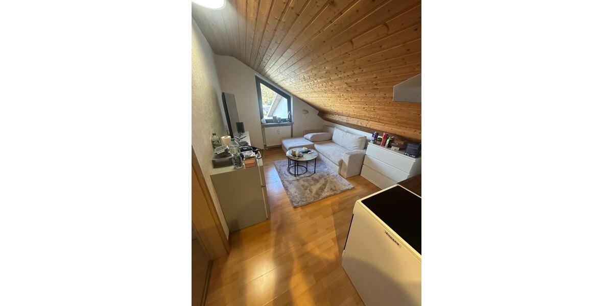 Dachgeschoßwohnung Würzburg Heuchelhof - 2 Zimmer, 43 m&sup2;, 500&euro; | Angebot:25431625