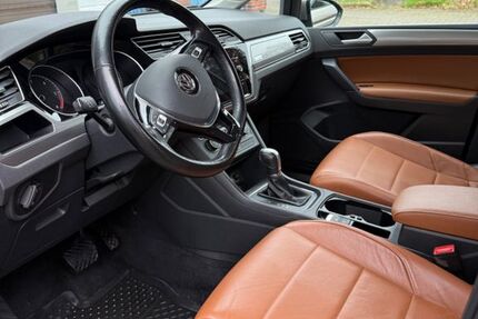 VW Touran 94.400 km 17.900 &euro; Rendsburg 24768