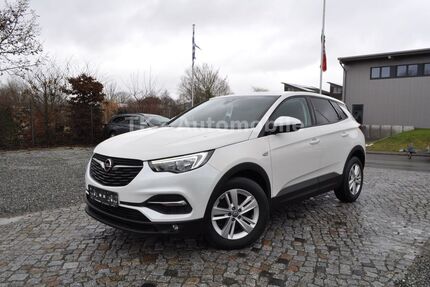 Opel Grandland (X) 94.000 km 12.980 &euro; Ahrensbök 23623