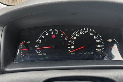 Toyota Corolla 122.570 km 4.500 &euro; Duisburg 47053