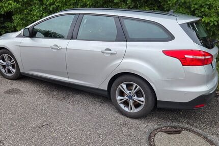 Ford Focus 189.000 km 4.900 &euro; Altfraunhofen 84169