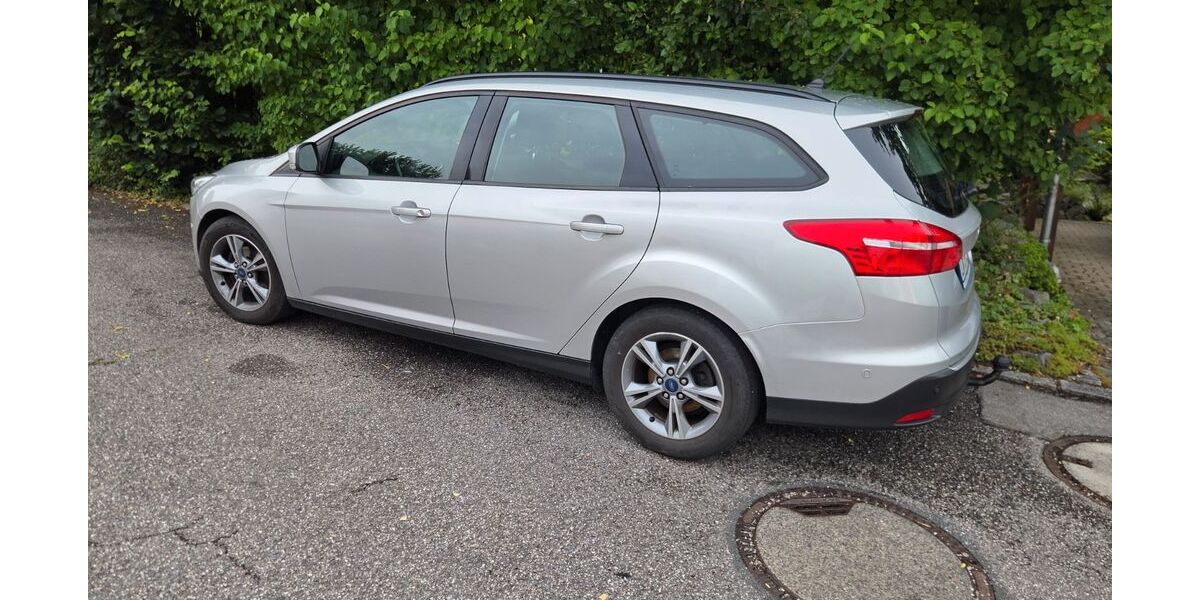 Ford Focus 189.000 km 5.900 &euro; Altfraunhofen 84169
