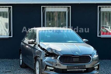 Skoda Fabia 1.983 km 12.990 &euro; Wildau 15745