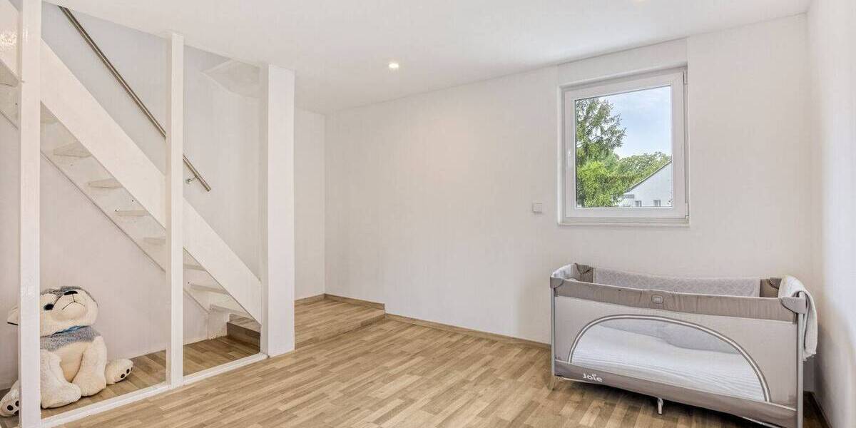 Reihenmittelhaus Meerbusch Lank-Latum - 5 Zimmer, 110 m&sup2;, 649.000&euro; | Angebot:26684129