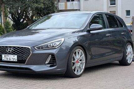 Hyundai i30 113.600 km 13.330 &euro; Stralsund 18439