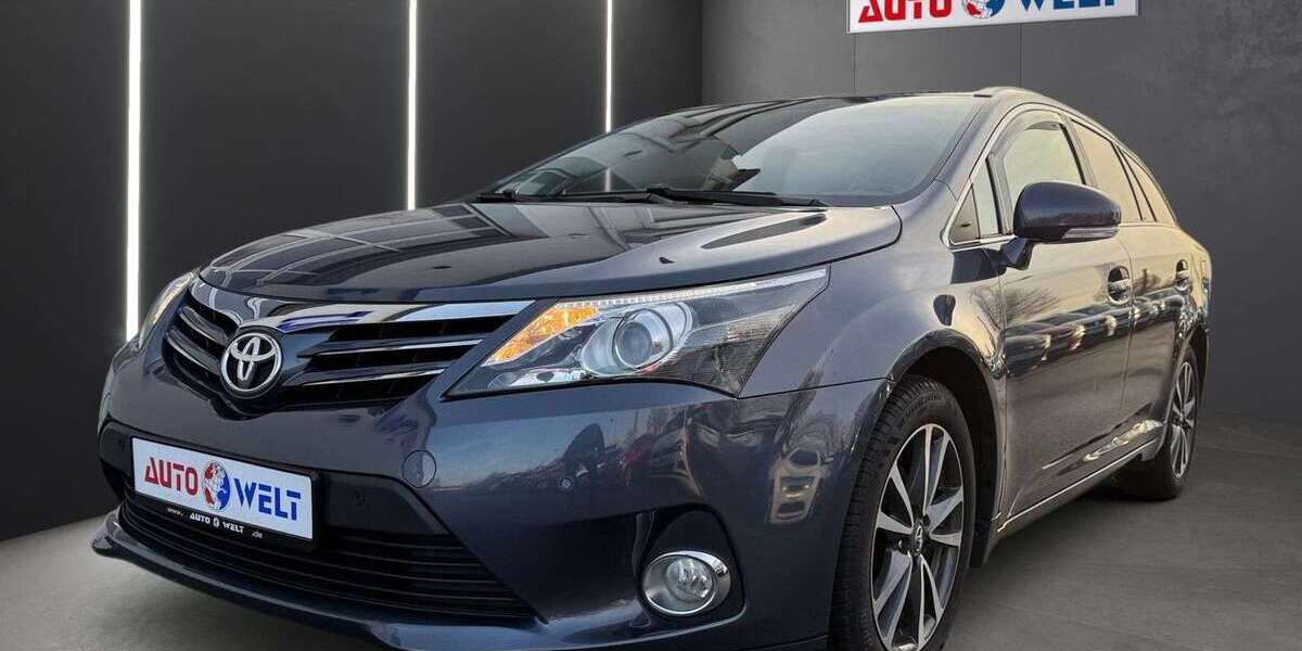 Toyota Avensis 101.888 km 13.490 &euro; Sandersdorf-Brehna 06796