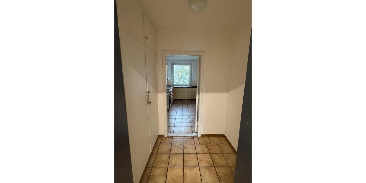 Etagenwohnung Bad Oldesloe - 4 Zimmer, 90 m&sup2;, 1.300&euro; | Angebot:26388122