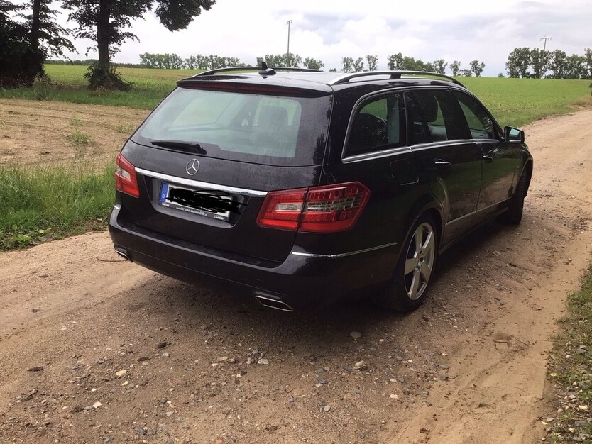 Mercedes-Benz E 350 254.500 km 10.700 € Crivitz 19089