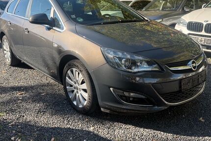 Opel Astra 136.000 km 4.599 &euro; Wiesbaden 65197