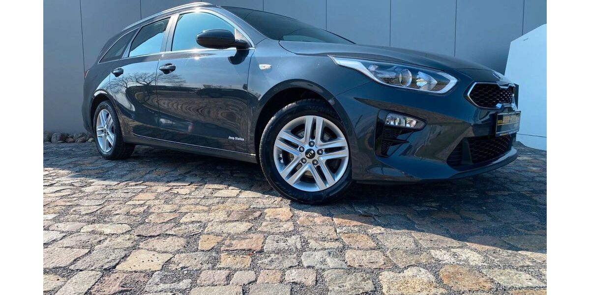 Kia ceed Sportswagon 74.000 km 16.690 &euro; Mockrehna 04862