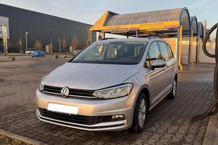 VW Touran 178.000 km 13.500 &euro; Mindelheim 87719