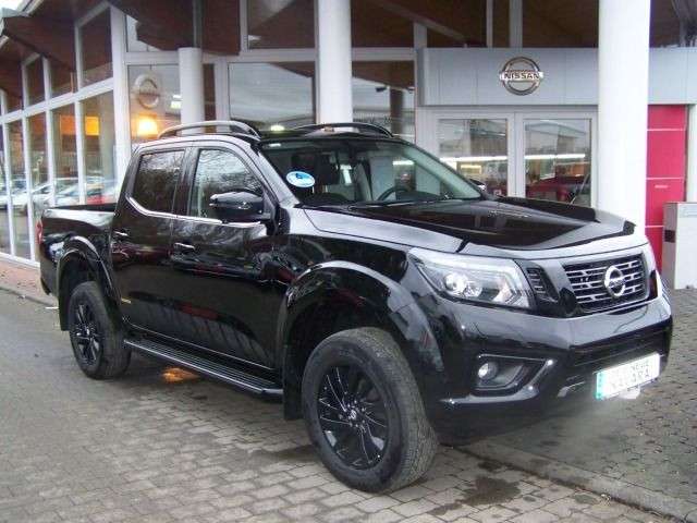 Nissan Navara 14.000 km 34.950 € Asslar 35614
