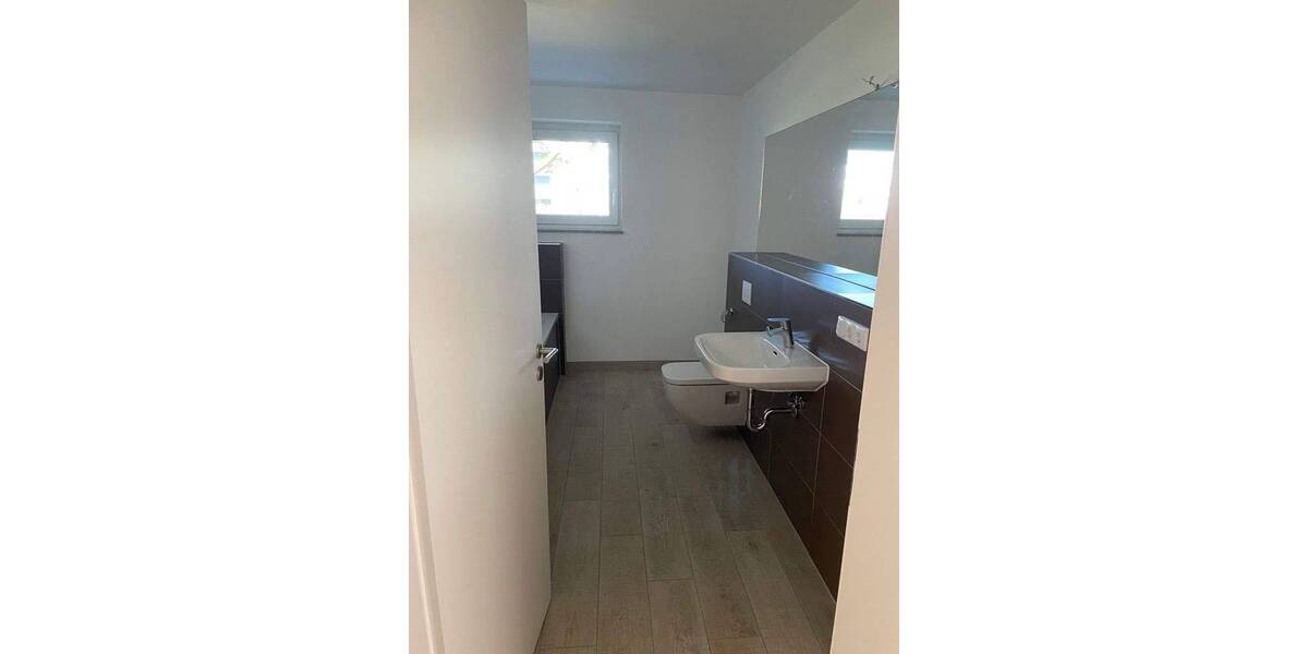 Etagenwohnung Schweinfurt Musikerviertel und amerik. Siedlung - 3 Zimmer, 98 m&sup2;, 1.010&euro; | Angebot:26887118