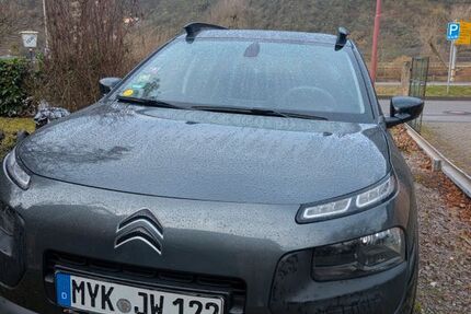 Citroen C4 Cactus 177.966 km 7.999 &euro; BURGEN 56332