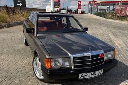 Mercedes-Benz 190 215.000 km 29.999 &euro; berlin 13347