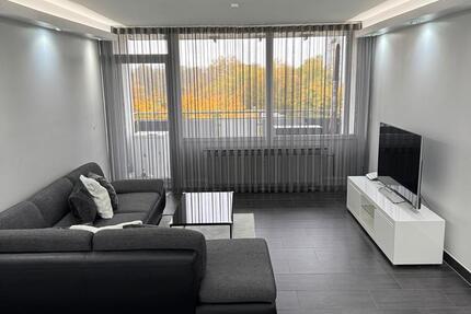 Gepflegte 3-Zimmer-Wohnung mit Balkon & Möbeln in Grevenbroich zimmer