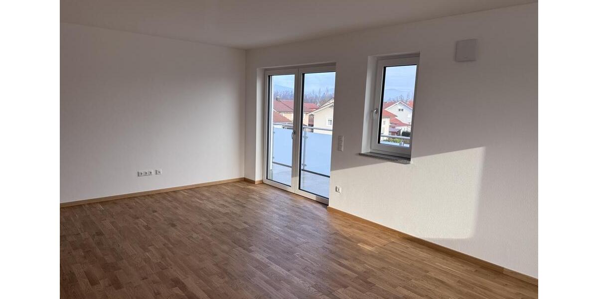 Einfamilienhaus Deggendorf - 3 Zimmer, 129 m&sup2;, 1.390&euro; | Angebot:25177514
