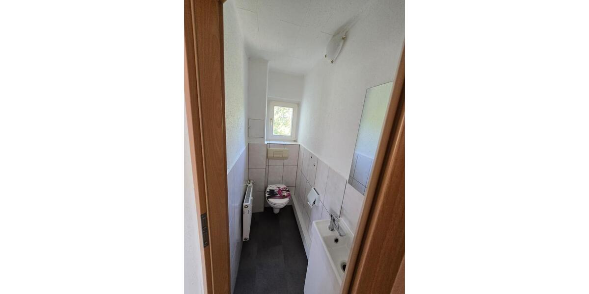 Etagenwohnung Nossen - 4 Zimmer, 75 m&sup2;, 450&euro; | Angebot:26380350